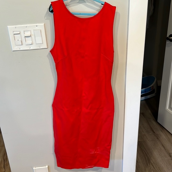 Lulus red, tight midi dress. Low back. Super flattering! - Picture 1 of 3